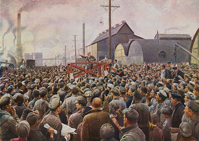 Rus Devrimi sırasında Lenin kalabalığa sesleniyor